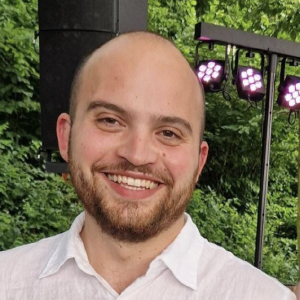 A picture of Dr Marcus Daghlian